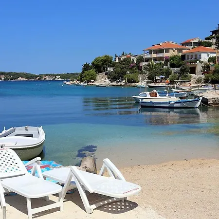 Razanj 7484a * Rogoznica (Sibenik-Knin)