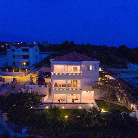 Apartamento Razanj 7484a *